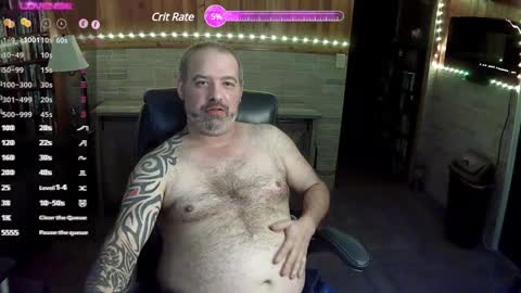Snapshot of robun1801 chatting on December 29, 3:44 am Tequila and Whiskey online show from December 29, 3:44 am