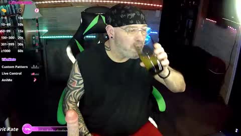 Snapshot of robun1801 chatting on September 9, 1:38 am Tequila and Whiskey online show from September 9, 1:38 am