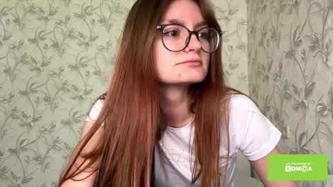 robynsentinella online show from December 15, 12:06 am