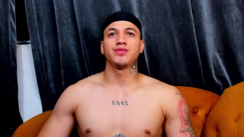 rocco_santos online show from October 9, 3:01 am