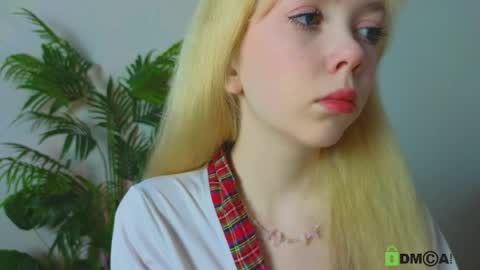 rochelle_dolly online show from May 17, 3:54 pm