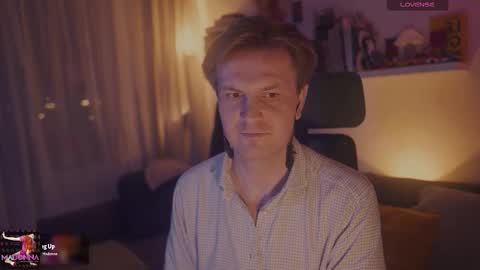 Rocket Bunny online show from September 22, 5:39 pm