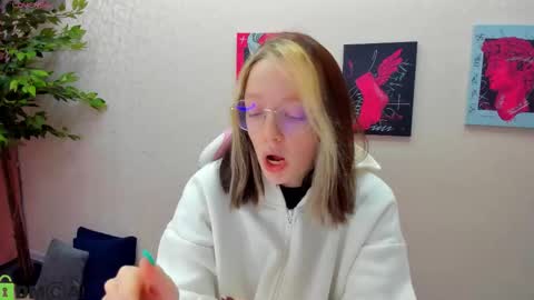 Rockett online show from December 14, 12:39 am