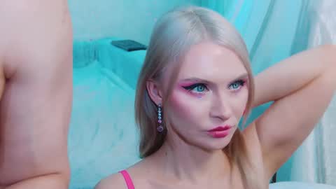 Lina and Den online show from February 26, 7:45 am