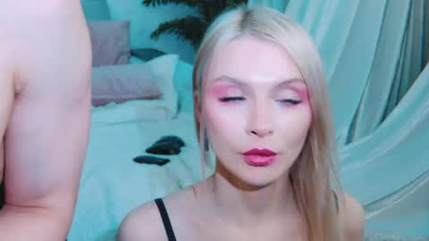 Lina and Den online show from April 12, 7:45 am