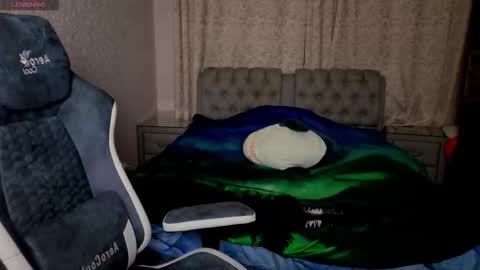 Snapshot of rocky_foxy chatting on October 11, 7:50 pm Rockel online show from October 11, 7:50 pm