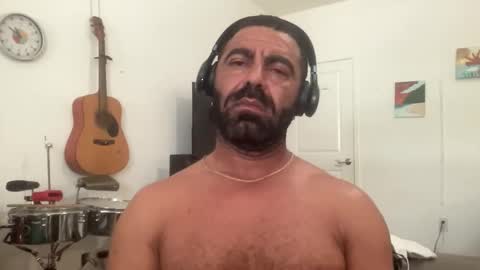 rodrigo232426 online show from April 2, 8:49 pm