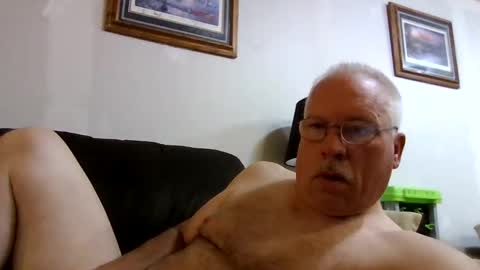 Snapshot of rodstud641 chatting on October 7, 11:17 am rodstud641 online show from October 7, 11:17 am