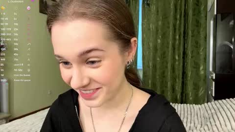 Mia online show from January 9, 8:20 am