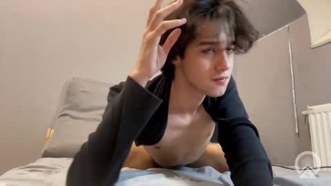 roma_shyguy_ online show from March 2, 7:42 pm