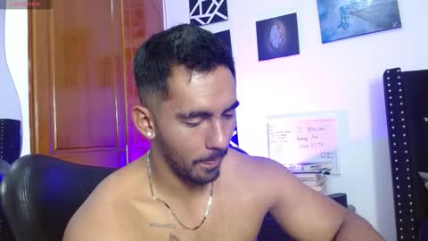 Roman online show from November 16, 10:34 pm