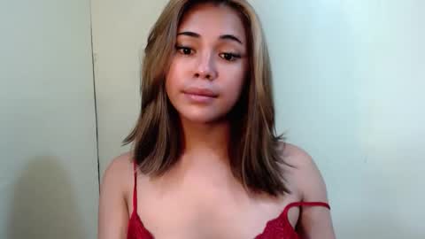 Snapshot of romantic_kath chatting on October 9, 10:48 pm KATH online show from October 9, 10:48 pm