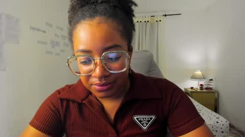 Is A Belle online show from April 2, 1:46 am