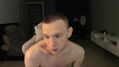 Snapshot of romeo_mercy chatting on February 24, 9:52 pm Romeo online show from February 24, 9:52 pm