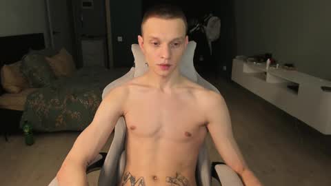 Snapshot of romeo_mercy chatting on February 26, 2:41 am Romeo online show from February 26, 2:41 am