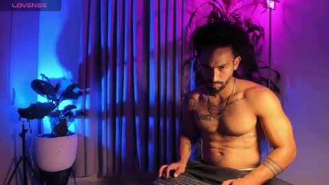 R O M E O  online show from September 10, 5:52 am