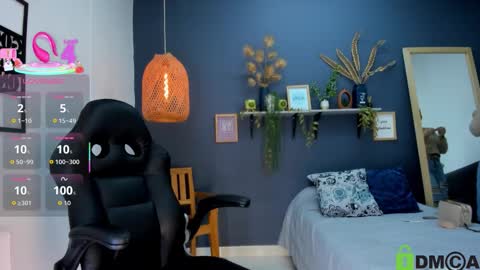 romi online show from November 16, 8:11 pm