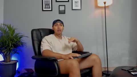 RonnieCanford online show from January 12, 7:21 pm