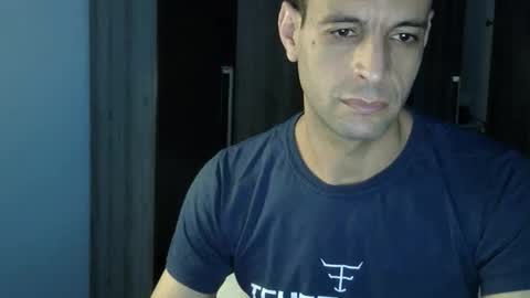 ronny online show from February 2, 11:01 pm