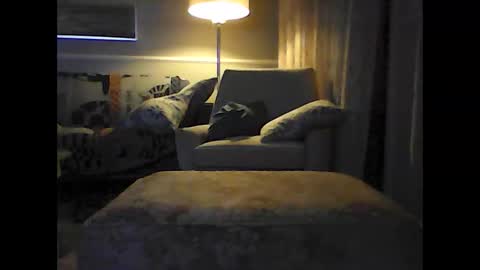ronvlv online show from June 3, 2:03 am