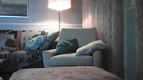ronvlv online show from June 29, 2:52 am