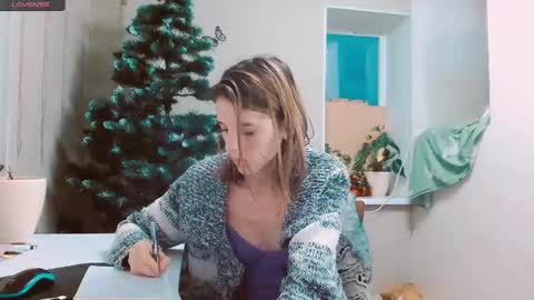 rosa843850 online show from December 20, 2:37 pm