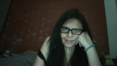 rosalatinas online show from July 8, 8:51 am