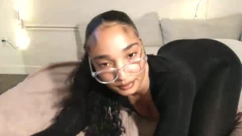 Rosalina online show from March 12, 5:55 am