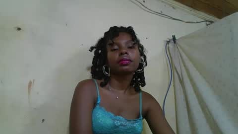 Rosalinda online show from May 2, 11:10 pm