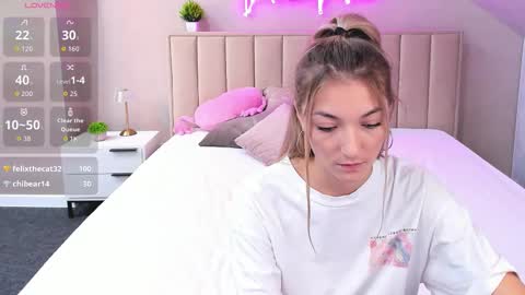 Snapshot of rose_dixon chatting on October 8, 2:30 am Kimberlly online show from October 8, 2:30 am