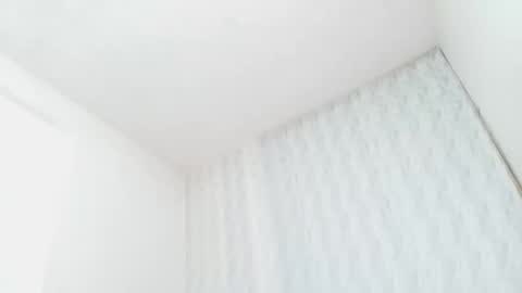 Snapshot of rose_smiley1 chatting on February 14, 4:47 am Rose online show from February 14, 4:47 am