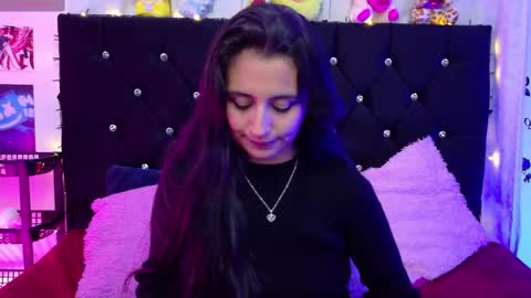 Snapshot of rose_smiley1 chatting on September 25, 4:08 am Rose online show from September 25, 4:08 am