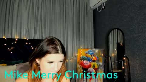Snapshot of roseblanche2k chatting on December 26, 2:12 am Florin online show from December 26, 2:12 am