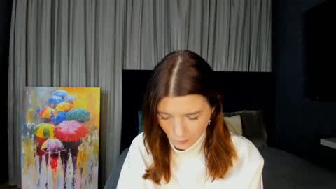 Snapshot of roseblanche2k chatting on December 12, 11:47 pm Florin online show from December 12, 11:47 pm