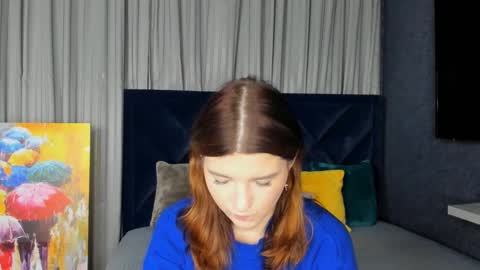 Snapshot of roseblanche2k chatting on December 19, 11:03 pm Florin online show from December 19, 11:03 pm