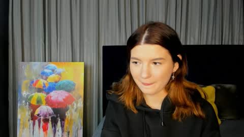 Snapshot of roseblanche2k chatting on December 6, 11:19 pm Florin online show from December 6, 11:19 pm