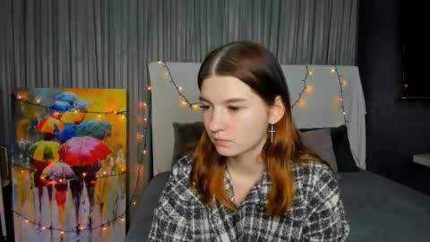 Snapshot of roseblanche2k chatting on February 2, 11:21 pm Florin online show from February 2, 11:21 pm