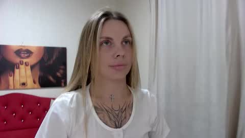 Snapshot of rosehubbard chatting on September 19, 5:38 pm Rose Hubbard online show from September 19, 5:38 pm