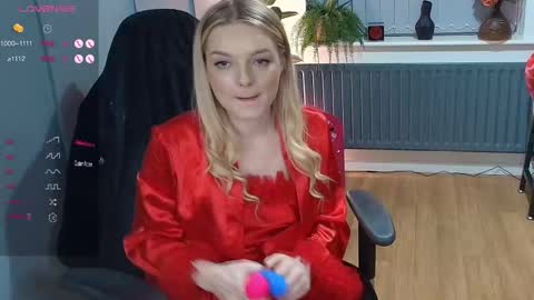 Snapshot of rosekate97 chatting on February 26, 12:20 am rose97 online show from February 26, 12:20 am