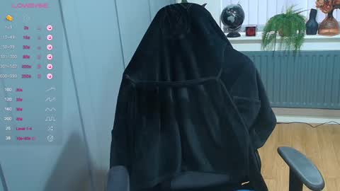 Snapshot of rosekate97 chatting on February 10, 9:47 am rose97 online show from February 10, 9:47 am