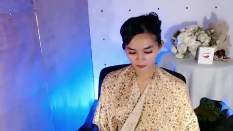 Snapshot of rosella_xx chatting on March 12, 5:24 am TONETH online show from March 12, 5:24 am