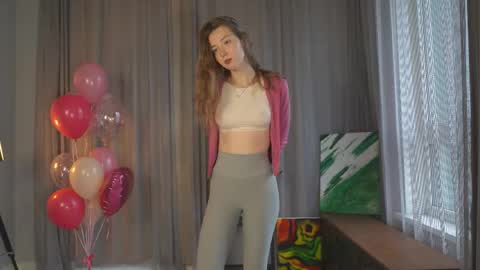 Elsa online show from October 15, 4:27 am