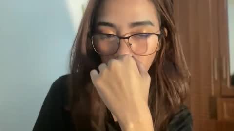 rosemae07 online show from March 12, 6:11 pm