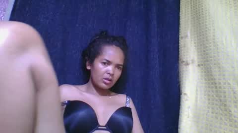 Snapshot of rosia685234 chatting on October 8, 6:47 pm rosia685234 online show from October 8, 6:47 pm