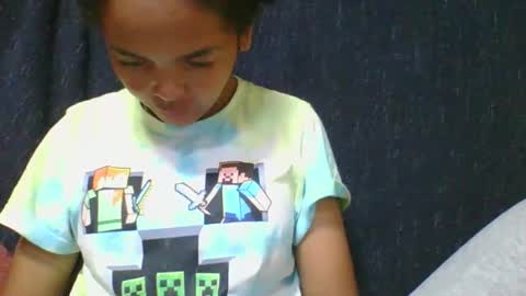 rosia685234 online show from March 19, 1:38 pm