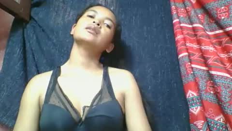 rosia685234 online show from March 21, 8:19 am