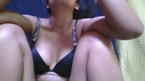 Snapshot of rosia685234 chatting on October 2, 12:04 pm rosia685234 online show from October 2, 12:04 pm