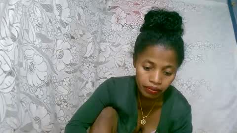 rosia online show from November 25, 11:03 pm