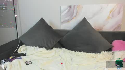 Rose  online show from May 23, 9:49 am