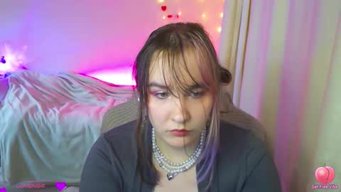 RosieNana online show from November 1, 6:18 pm